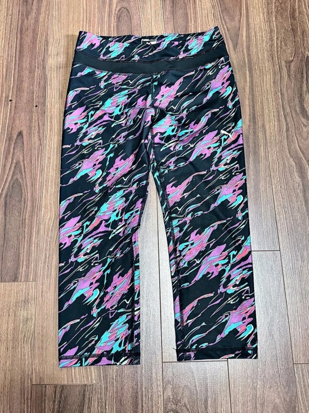 Puma Women's Abstract Print Leggings Size Medium